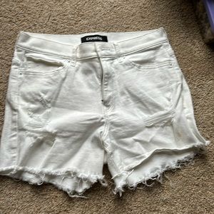 Express white Jean short